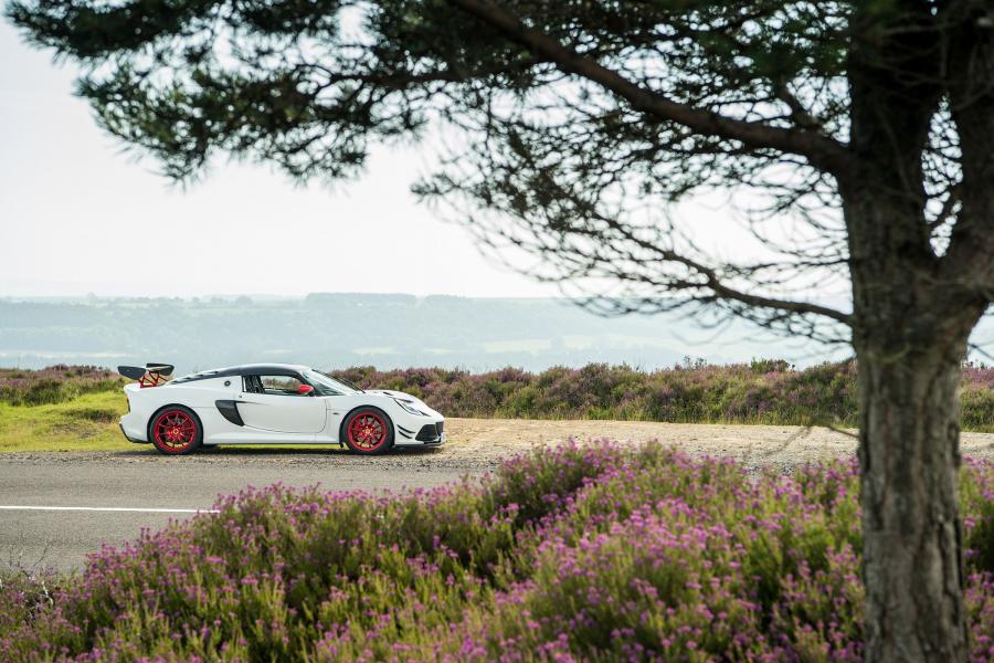  Lotus Exige Cup 380 2017 года  (фото 16 из 31)